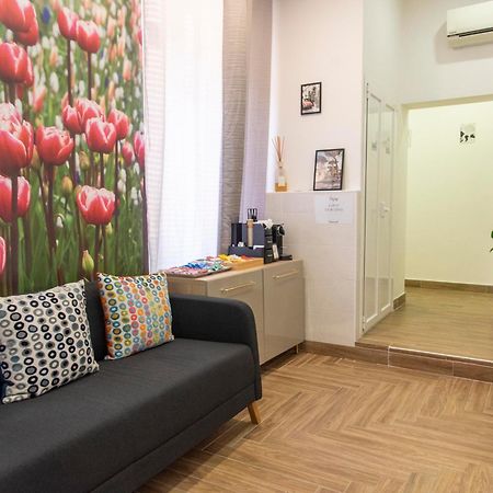 Susy'S Guest House - Room Spagna Рим Екстер'єр фото