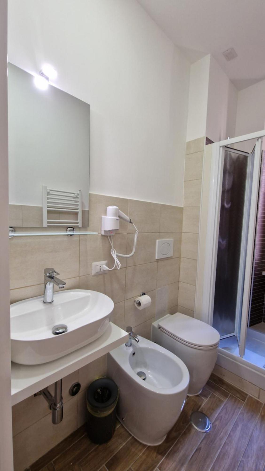 Susy'S Guest House - Room Spagna Рим Екстер'єр фото