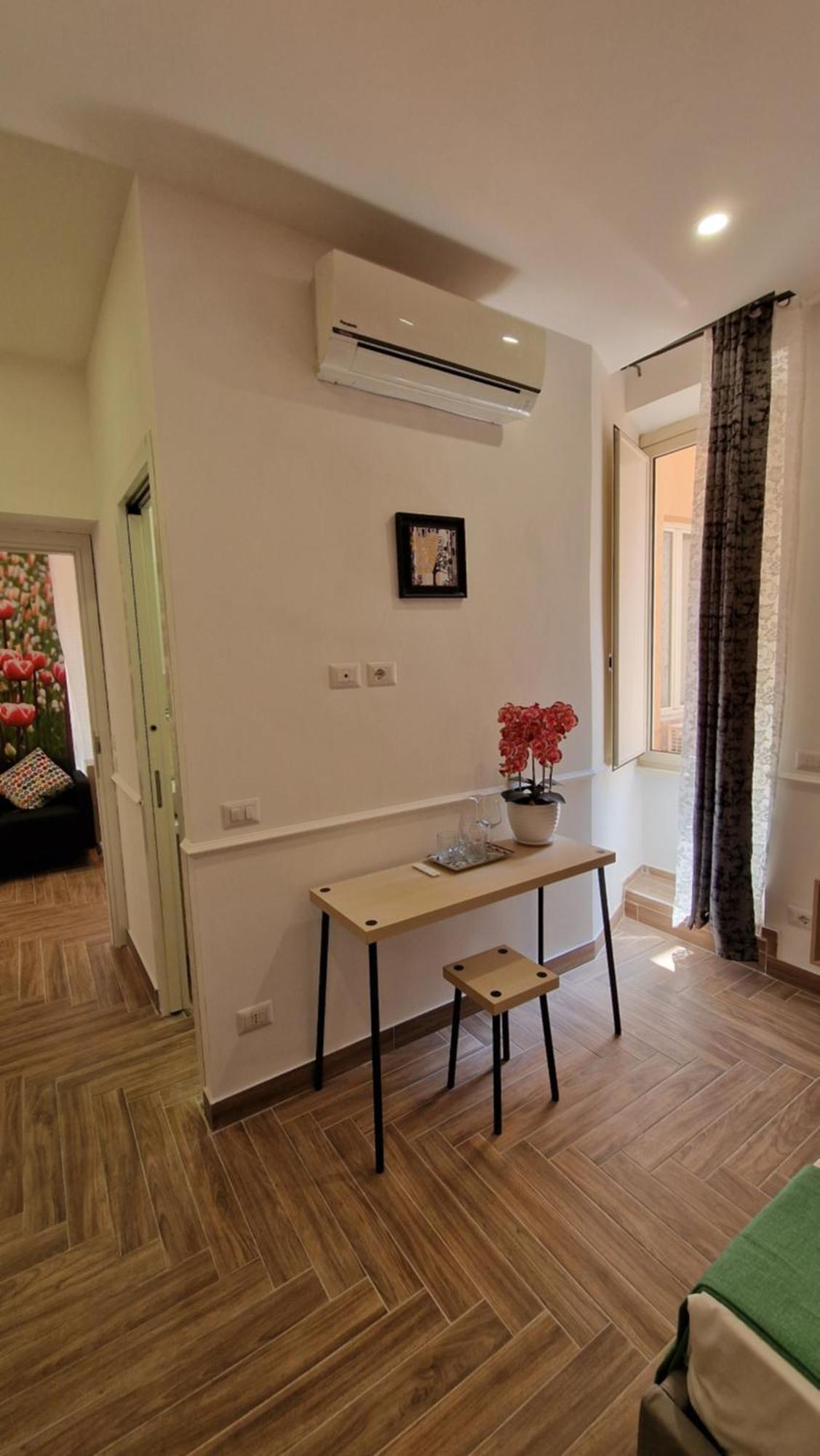 Susy'S Guest House - Room Spagna Рим Екстер'єр фото