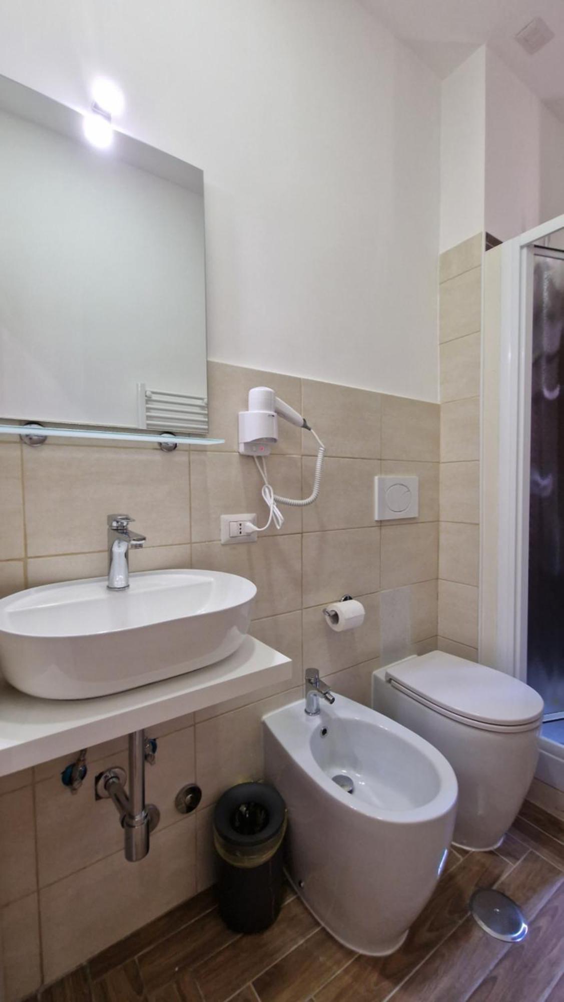 Susy'S Guest House - Room Spagna Рим Екстер'єр фото